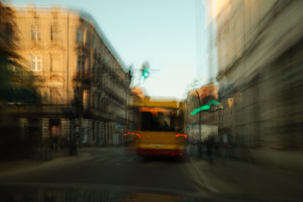 kaboompics_street-photography-with-motion-blur-39733